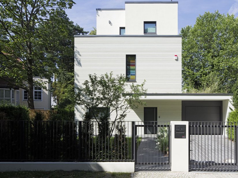 Durch die kreativ gestaltete WDVS-Fassade wird das Berliner Wohnhaus zu einem Hingucker.
