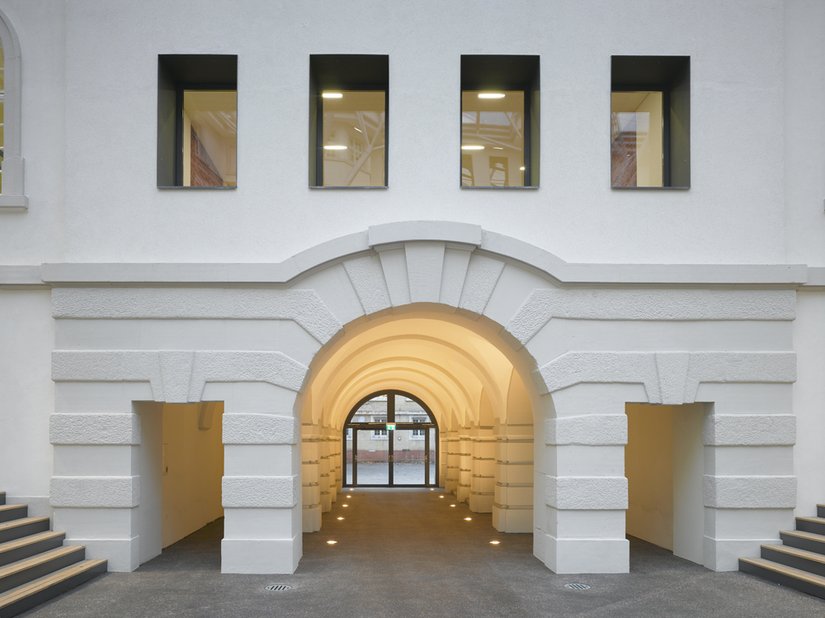 Seit dem Jahr 2000 wird die ehemalige Druckerei des Verlagsgebäudes Herder Stück für Stück saniert.