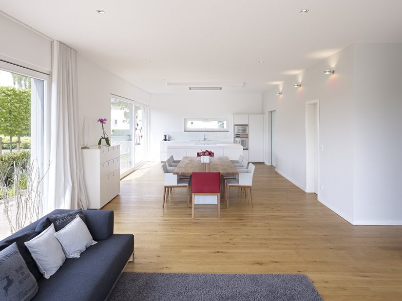 Das Innere des Hauses bietet mit der modernen Aufteilung in Zonen maximale Raumausnutzung.
