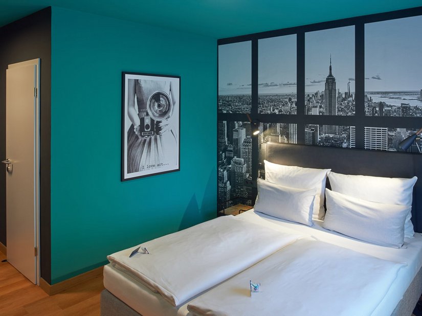„Neues Denken braucht neue Räume“: Das Arcadeon hat ein eigenständiges Design und jeder Raum ist ebenso wie jedes Hotelzimmer individuell gestaltet.