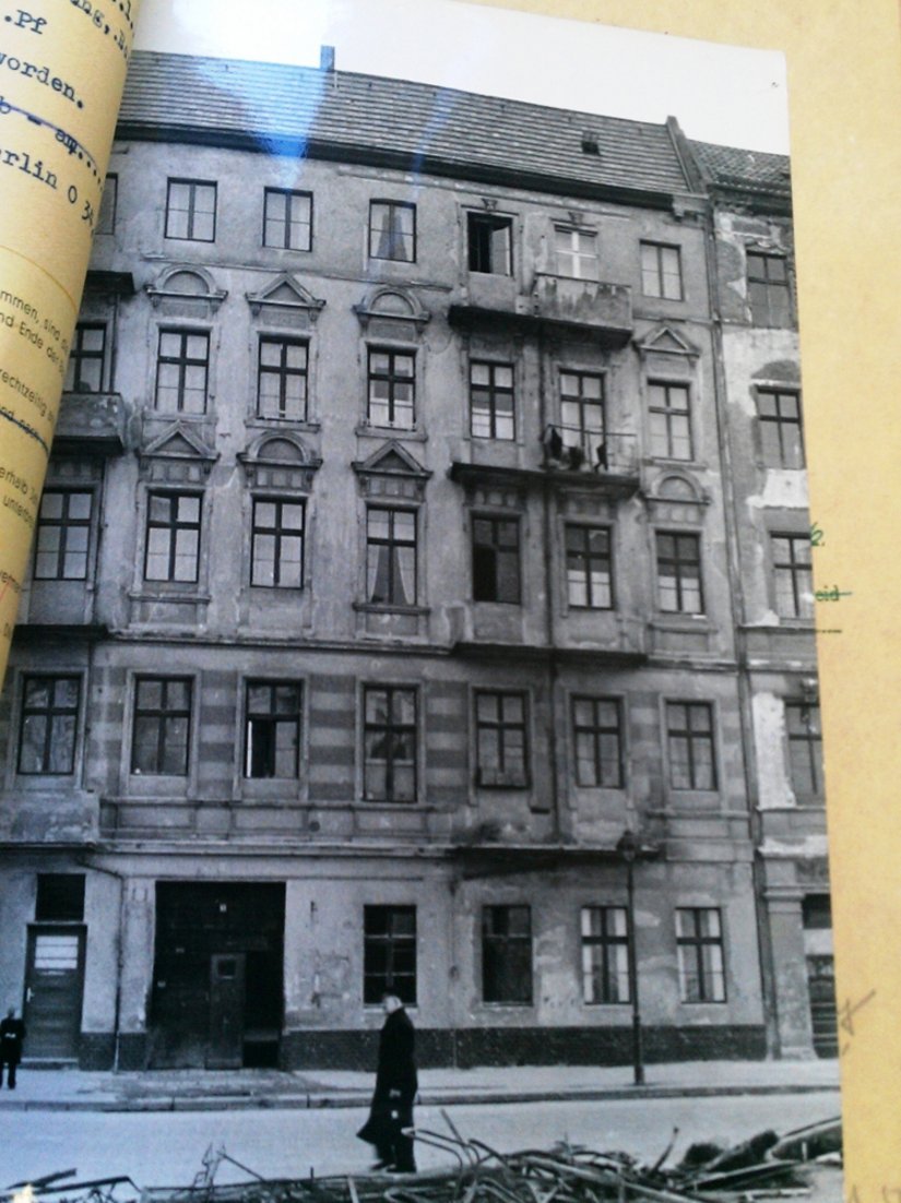 Das Archivbild zur Rekonstruktion der ursprünglichen Fassade aus dem Jahr 1900.
