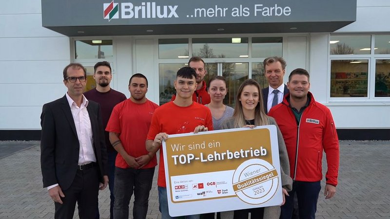 Brillux bekommt Auszeichnung als Wiener Top-Lehrbetrieb