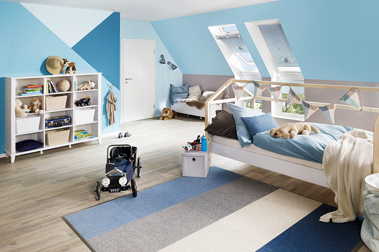 Kinderzimmer, blaue Wandfarbe